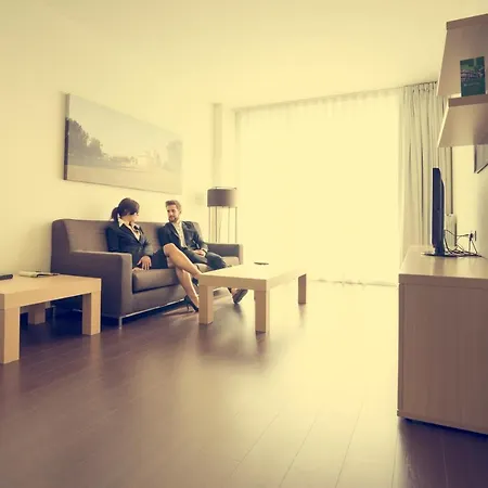 Jardines De Uleta Suites 4* Vitoria-Gasteiz